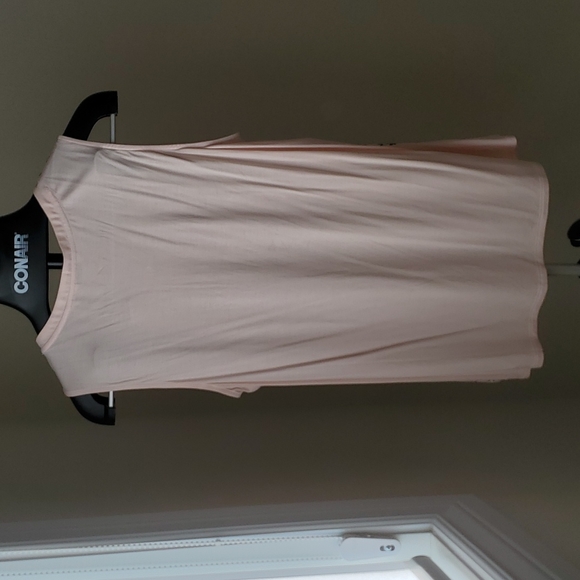 Blush pink floral Reitmans top in size XL, NWT - Picture 2 of 7
